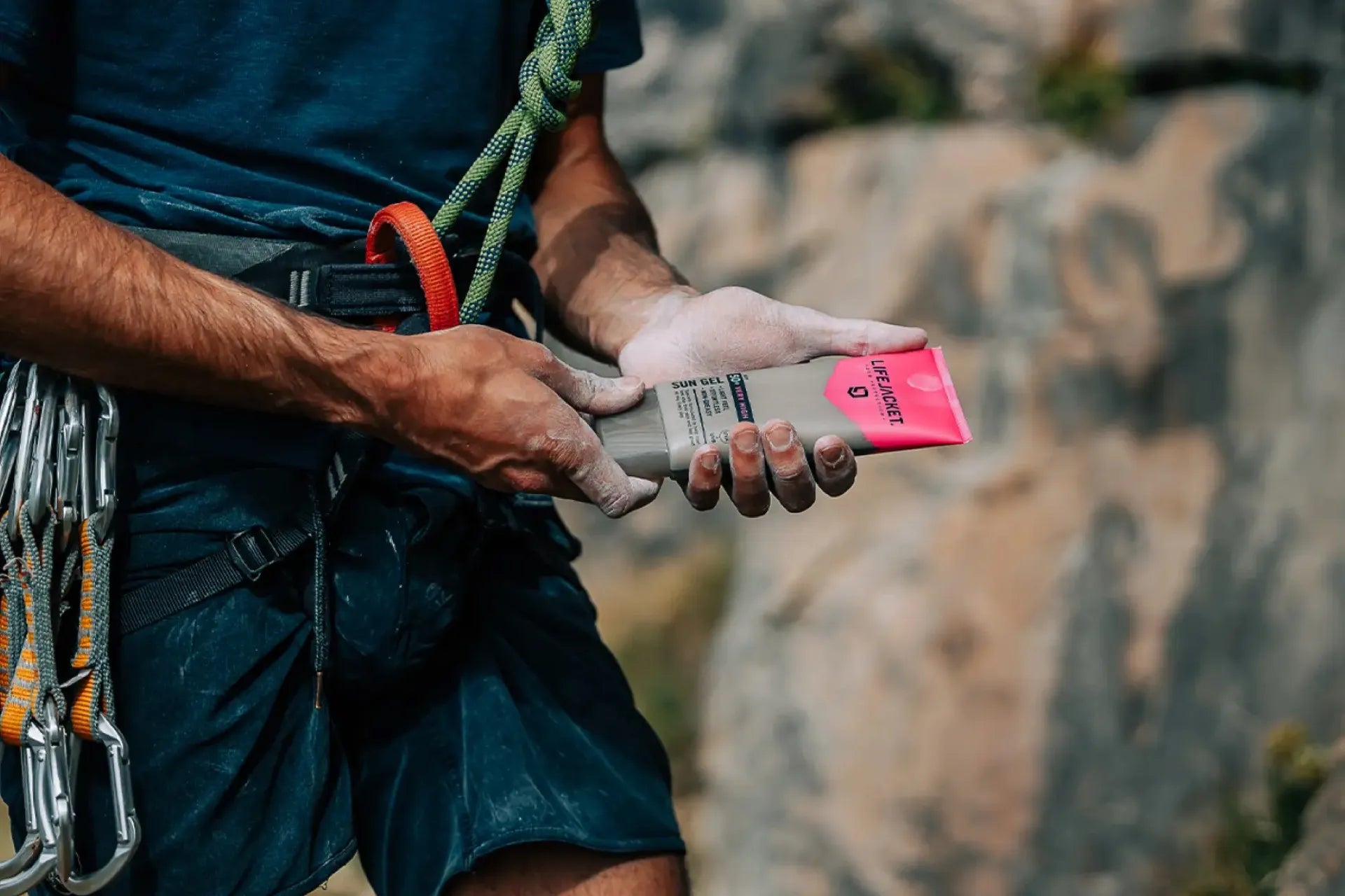 Chemical vs. physical sunscreens: unravelling the sunscreen conundrum